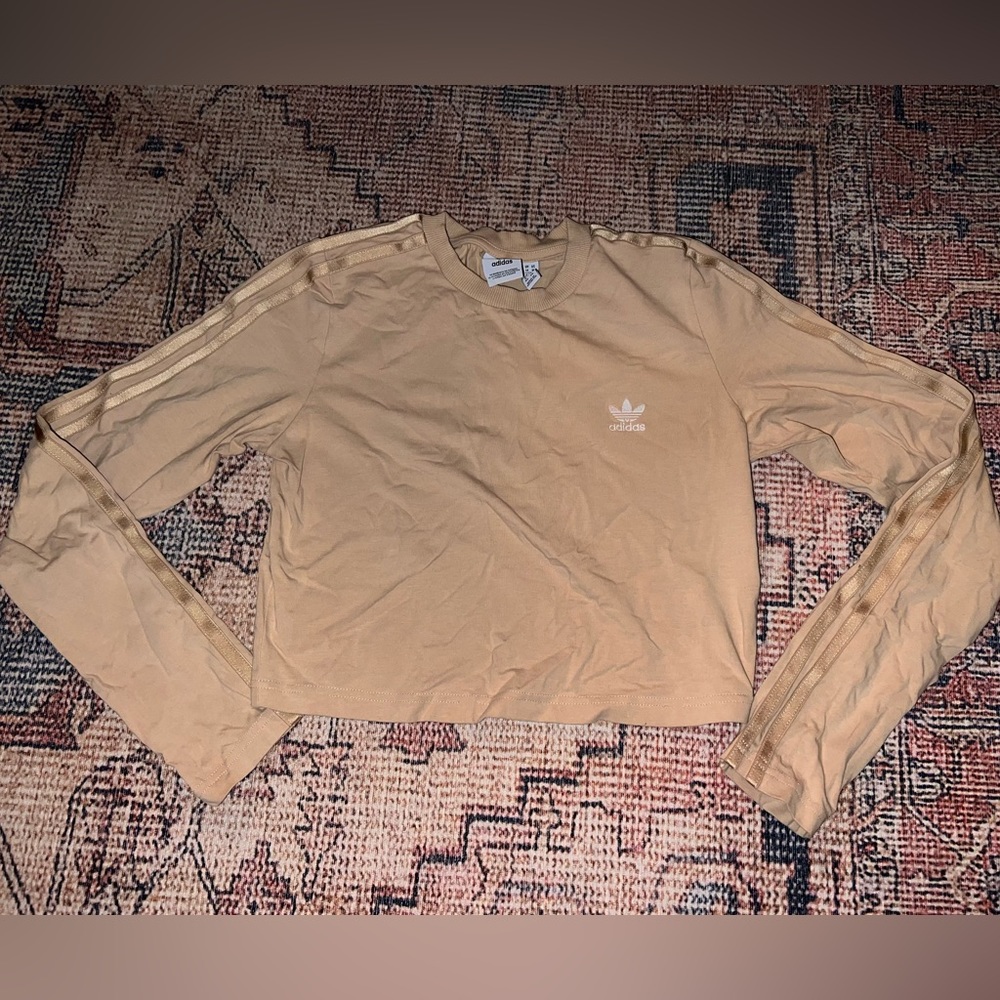 Women’s cropped adidas long sleeve